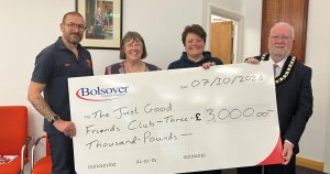 &pound;3,000 cheque for charity close to council chairman’s heart